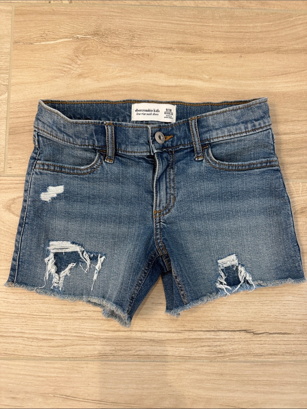 Abercrombie kids Distressed Denim Short